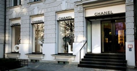 magasin chanel avenue montaigne|chanel boutiques montaigne.